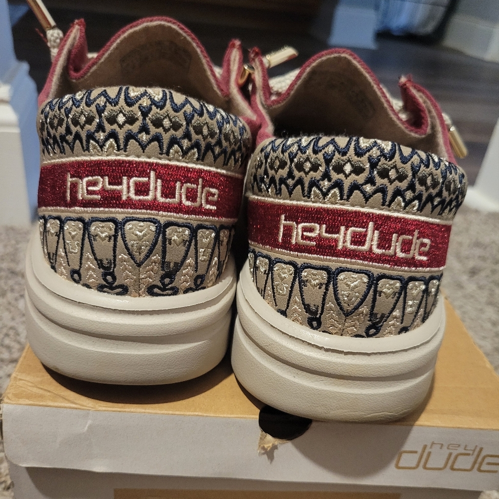 Hey Dude Wendy Rise size 11